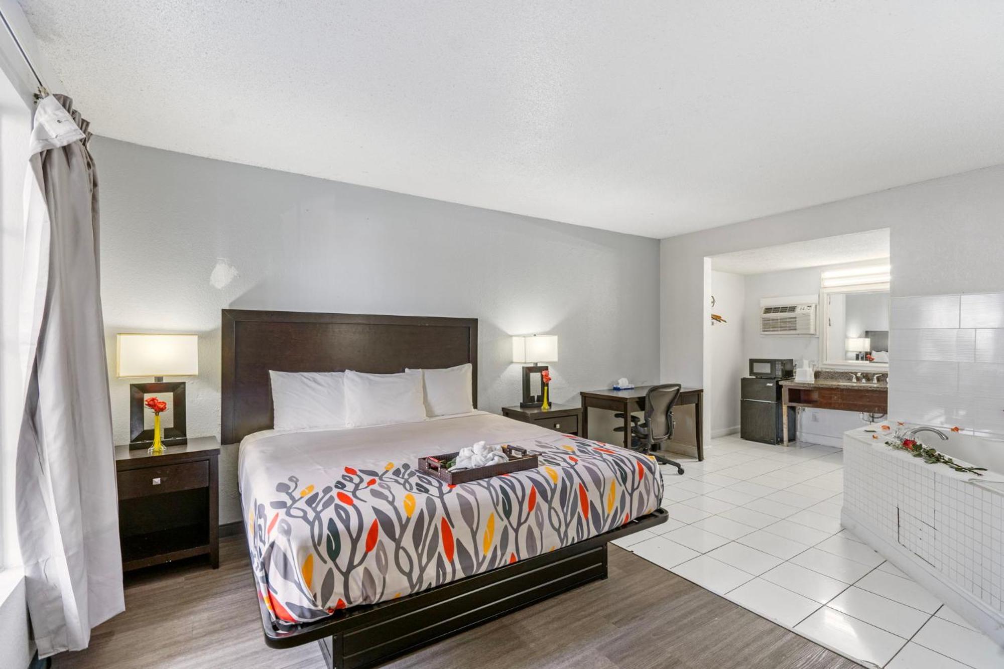 Budgetel Inns & Suites Augusta Downtown 706-945-1238 Екстер'єр фото
