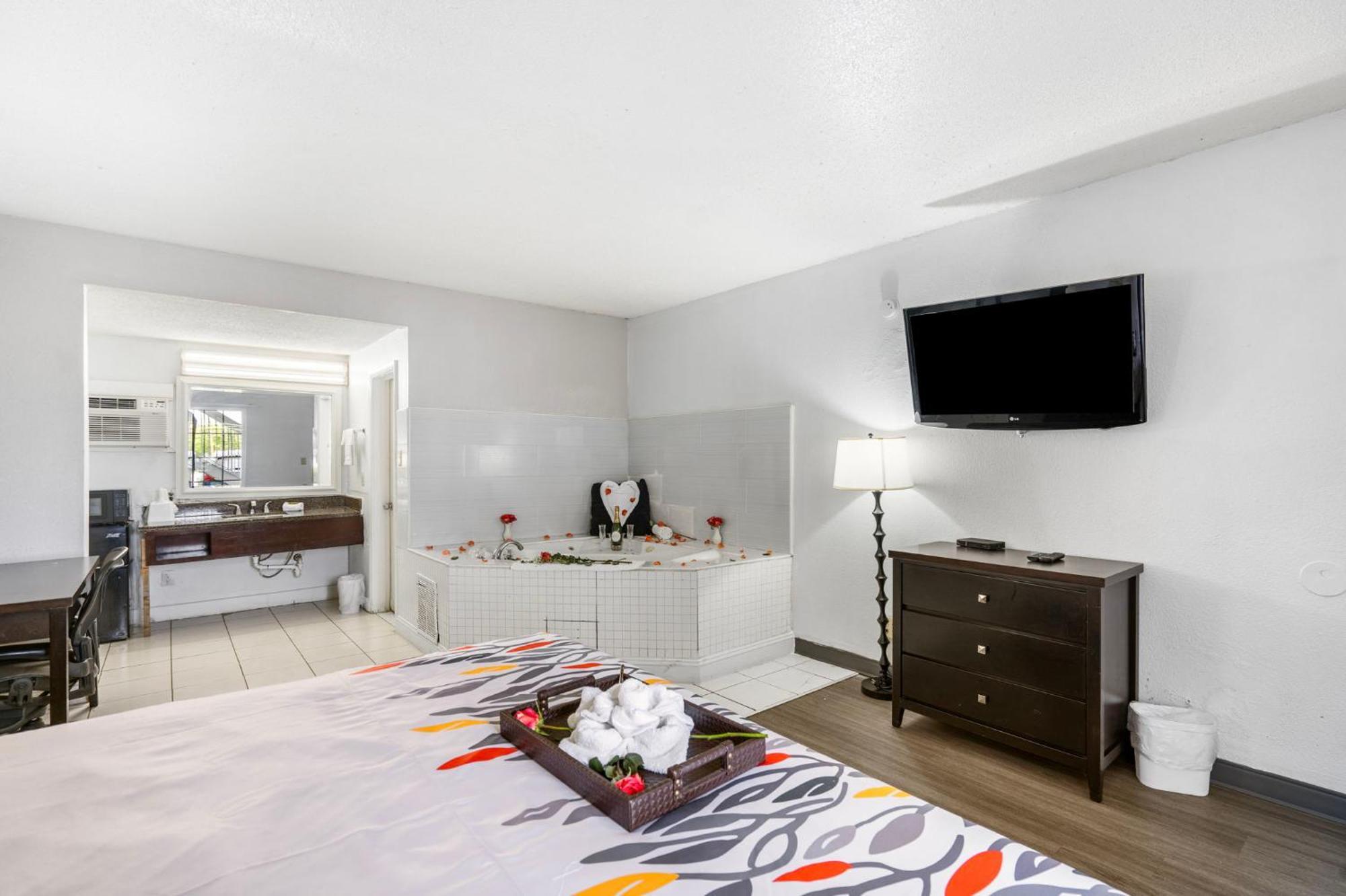 Budgetel Inns & Suites Augusta Downtown 706-945-1238 Екстер'єр фото