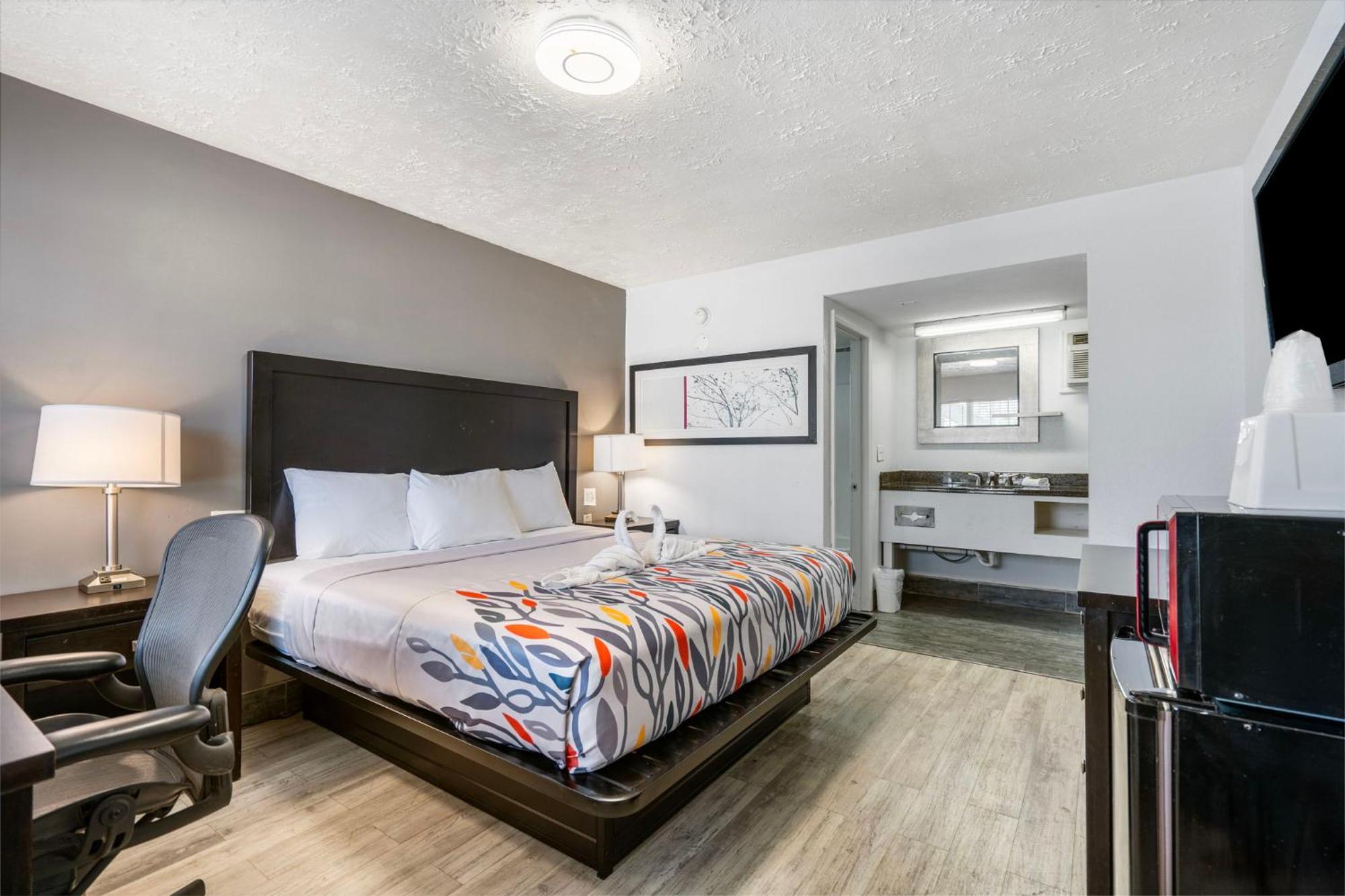Budgetel Inns & Suites Augusta Downtown 706-945-1238 Екстер'єр фото
